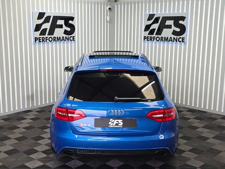 Audi RS4 4.2 FSI V8 Estate 5dr Petrol S Tronic quattro Euro 5 (450 ps) 13