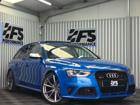 Audi RS4 4.2 FSI V8 Estate 5dr Petrol S Tronic quattro Euro 5 (450 ps) 1