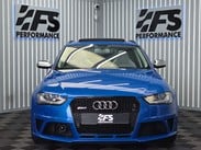 Audi RS4 4.2 FSI V8 Estate 5dr Petrol S Tronic quattro Euro 5 (450 ps) 32