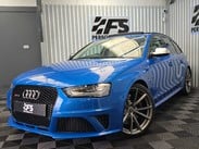 Audi RS4 4.2 FSI V8 Estate 5dr Petrol S Tronic quattro Euro 5 (450 ps) 33