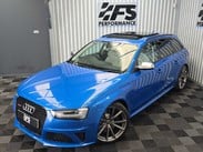 Audi RS4 4.2 FSI V8 Estate 5dr Petrol S Tronic quattro Euro 5 (450 ps) 39