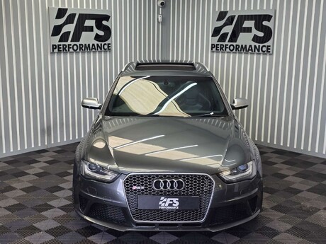 Audi RS4 4.2 FSI V8 Estate 5dr Petrol S Tronic quattro Euro 5 (450 ps) 14