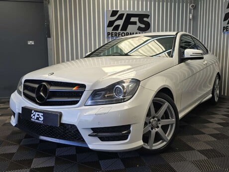 Mercedes-Benz C Class 2.1 C220 CDI BlueEfficiency AMG Sport Coupe 2dr Diesel G-Tronic+ Euro 5 (s/ 28