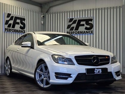 Mercedes-Benz C Class 2.1 C220 CDI BlueEfficiency AMG Sport Coupe 2dr Diesel G-Tronic+ Euro 5 (s/