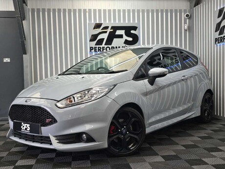 Ford Fiesta 1.6T EcoBoost ST-200 Hatchback 3dr Petrol Manual Euro 6 (200 ps) 3