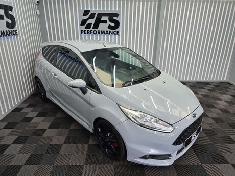 Ford Fiesta 1.6T EcoBoost ST-200 Hatchback 3dr Petrol Manual Euro 6 (200 ps) 13