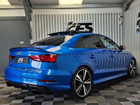 Audi RS3 2.5 TFSI Saloon 4dr Petrol S Tronic quattro Euro 6 (s/s) (400 ps) 6