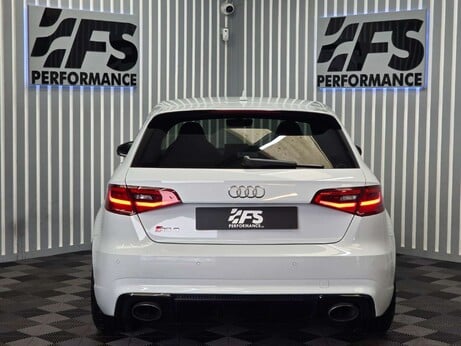 Audi RS3 2.5 TFSI Sportback 5dr Petrol S Tronic quattro Euro 6 (s/s) (Nav) (367 ps) 1