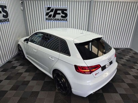 Audi RS3 2.5 TFSI Sportback 5dr Petrol S Tronic quattro Euro 6 (s/s) (Nav) (367 ps) 12