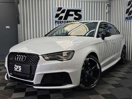 Audi RS3 2.5 TFSI Sportback 5dr Petrol S Tronic quattro Euro 6 (s/s) (Nav) (367 ps) 34