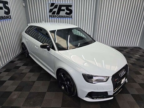 Audi RS3 2.5 TFSI Sportback 5dr Petrol S Tronic quattro Euro 6 (s/s) (Nav) (367 ps) 13