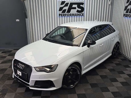 Audi RS3 2.5 TFSI Sportback 5dr Petrol S Tronic quattro Euro 6 (s/s) (Nav) (367 ps) 43