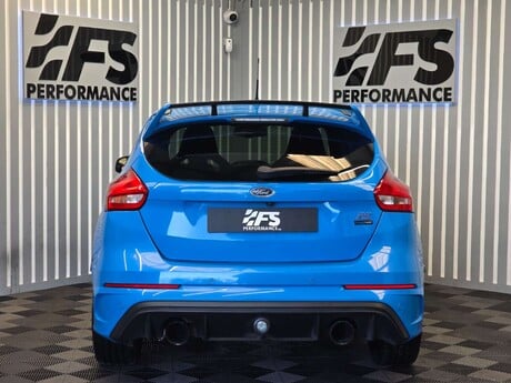 Ford Focus 2.3T EcoBoost RS Hatchback 5dr Petrol Manual AWD Euro 6 (s/s) (350 ps) 33