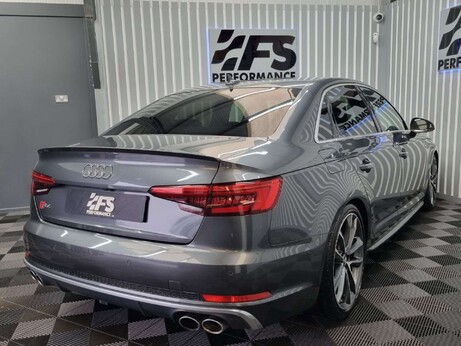 Audi S4 3.0 TFSI V6 Saloon 4dr Petrol Tiptronic quattro Euro 6 (s/s) (354 ps) 32