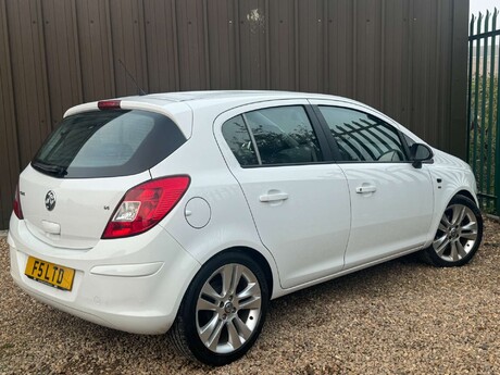 Vauxhall Corsa 1.4 16V SE Hatchback 5dr Petrol Manual Wide Ratio Euro 5 (100 ps) 12