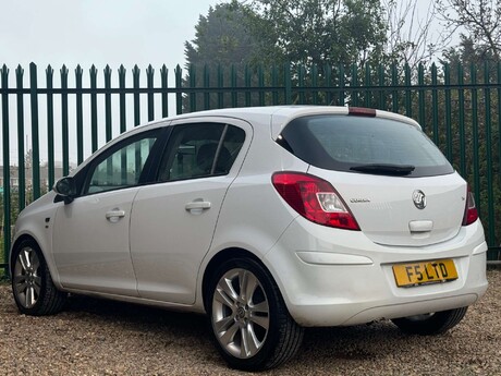 Vauxhall Corsa 1.4 16V SE Hatchback 5dr Petrol Manual Wide Ratio Euro 5 (100 ps) 17