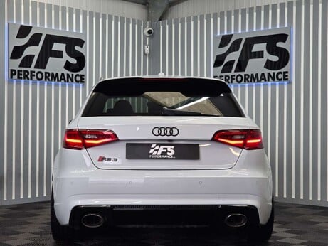 Audi RS3 2.5 TFSI Sportback 5dr Petrol S Tronic quattro Euro 6 (s/s) (Nav) (367 ps) 1