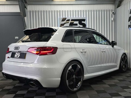 Audi RS3 2.5 TFSI Sportback 5dr Petrol S Tronic quattro Euro 6 (s/s) (Nav) (367 ps) 2