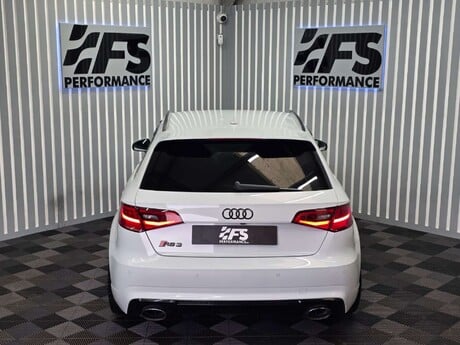 Audi RS3 2.5 TFSI Sportback 5dr Petrol S Tronic quattro Euro 6 (s/s) (Nav) (367 ps) 17