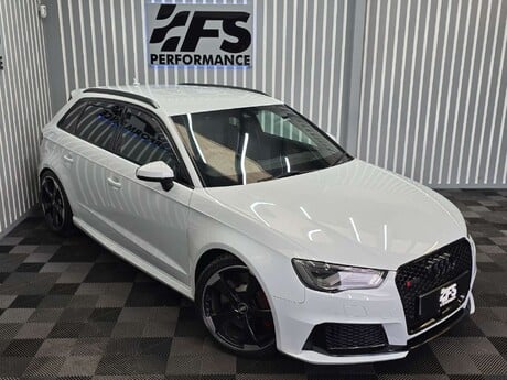 Audi RS3 2.5 TFSI Sportback 5dr Petrol S Tronic quattro Euro 6 (s/s) (Nav) (367 ps) 38