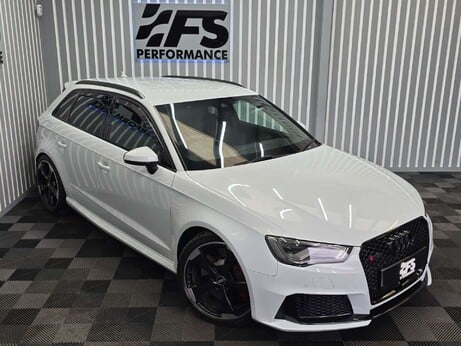 Audi RS3 2.5 TFSI Sportback 5dr Petrol S Tronic quattro Euro 6 (s/s) (Nav) (367 ps) 34