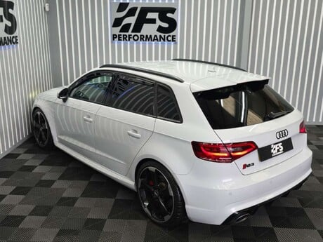 Audi RS3 2.5 TFSI Sportback 5dr Petrol S Tronic quattro Euro 6 (s/s) (Nav) (367 ps) 41