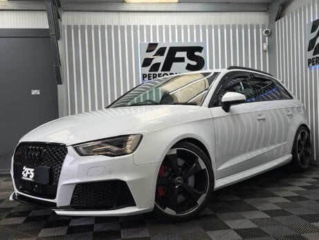 Audi RS3 2.5 TFSI Sportback 5dr Petrol S Tronic quattro Euro 6 (s/s) (Nav) (367 ps) 42