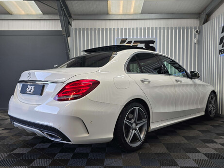 Mercedes-Benz C Class 2.1 C250 BlueTEC AMG Line Saloon 4dr Diesel G-Tronic+ Euro 6 (s/s) (204 ps) 43