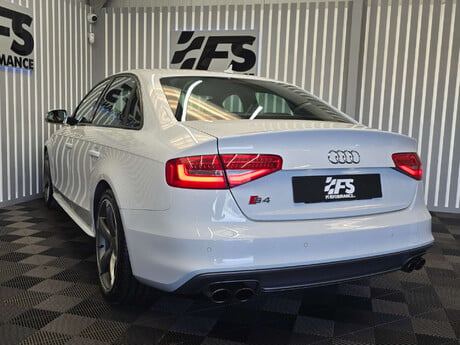 Audi S4 3.0 TFSI V6 Saloon 4dr Petrol S Tronic quattro Euro 5 (s/s) (333 ps) 26