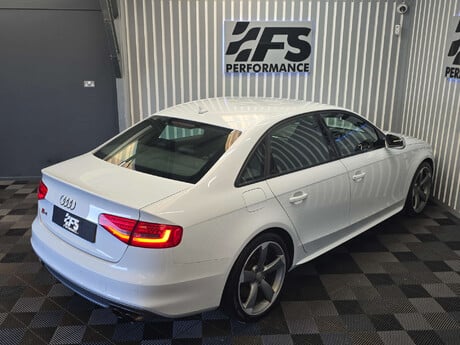 Audi S4 3.0 TFSI V6 Saloon 4dr Petrol S Tronic quattro Euro 5 (s/s) (333 ps) 34