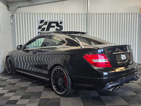 Mercedes-Benz C Class 6.3 C63 V8 AMG Edition 125 Coupe 2dr Petrol SpdS MCT Euro 5 (457 ps) 41