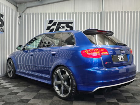 Audi RS3 2.5 TFSI Sportback 5dr Petrol S Tronic quattro Euro 5 (340 ps) 4