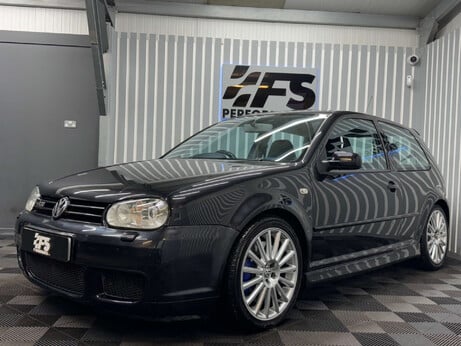 Volkswagen Golf 3.2 R32 Hatchback 3dr Petrol Manual (276 g/km, 240 bhp) 15