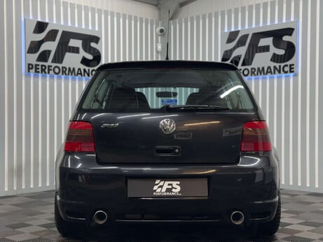 Volkswagen Golf 3.2 R32 Hatchback 3dr Petrol Manual (276 g/km, 240 bhp) 17