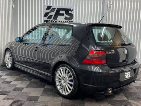 Volkswagen Golf 3.2 R32 Hatchback 3dr Petrol Manual (276 g/km, 240 bhp) 26