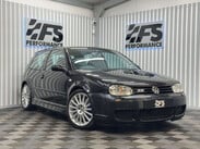 Volkswagen Golf 3.2 R32 Hatchback 3dr Petrol Manual (276 g/km, 240 bhp) 29