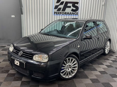 Volkswagen Golf 3.2 R32 Hatchback 3dr Petrol Manual (276 g/km, 240 bhp) 34