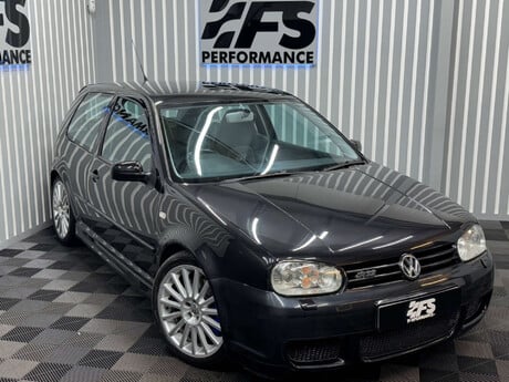 Volkswagen Golf 3.2 R32 Hatchback 3dr Petrol Manual (276 g/km, 240 bhp) 36