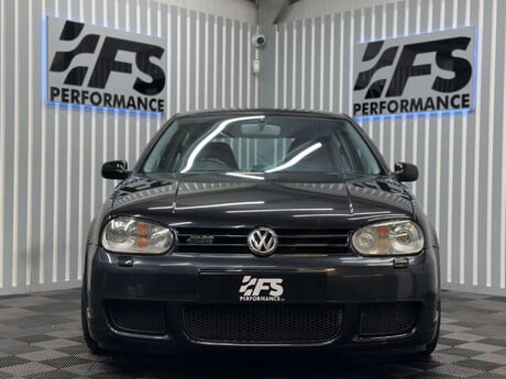 Volkswagen Golf 3.2 R32 Hatchback 3dr Petrol Manual (276 g/km, 240 bhp) 40