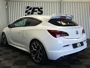 Vauxhall Astra 2.0 Astra VXR 3dr 34