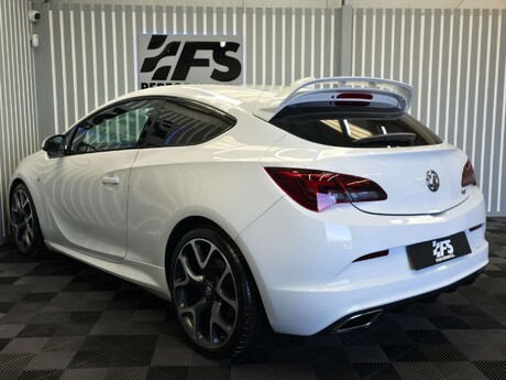 Vauxhall Astra 2.0 Astra VXR 3dr 34