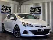 Vauxhall Astra 2.0 Astra VXR 3dr 1