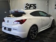 Vauxhall Astra 2.0 Astra VXR 3dr 6