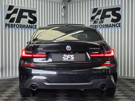 BMW 3 Series 3.0 330d M Sport Saloon 4dr Diesel Auto xDrive Euro 6 (s/s) (265 ps) 1