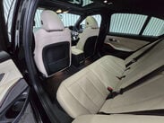 BMW 3 Series 3.0 330d M Sport Saloon 4dr Diesel Auto xDrive Euro 6 (s/s) (265 ps) 26