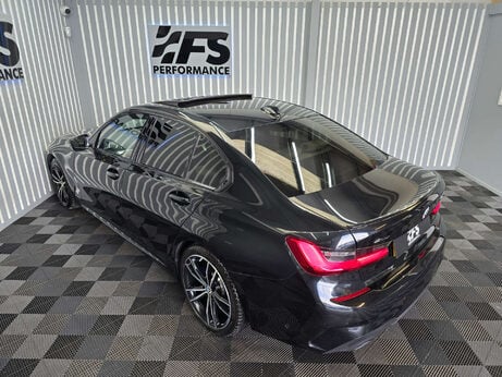 BMW 3 Series 3.0 330d M Sport Saloon 4dr Diesel Auto xDrive Euro 6 (s/s) (265 ps) 15