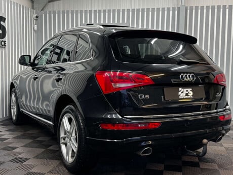 Audi Q5 3.0 TDI V6 SE SUV 5dr Diesel S Tronic quattro Euro 6 (s/s) (258 ps) 4