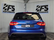 Audi RS4 4.2 FSI V8 Estate 5dr Petrol S Tronic quattro Euro 5 (450 ps) 5