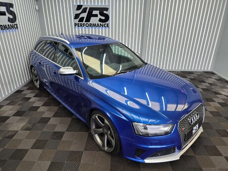 Audi RS4 4.2 FSI V8 Estate 5dr Petrol S Tronic quattro Euro 5 (450 ps) 13