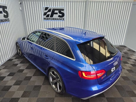 Audi RS4 4.2 FSI V8 Estate 5dr Petrol S Tronic quattro Euro 5 (450 ps) 16